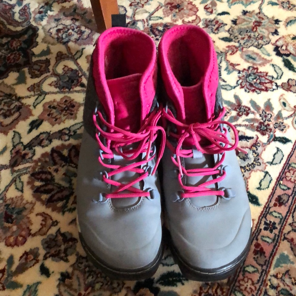 Adidas winter boots